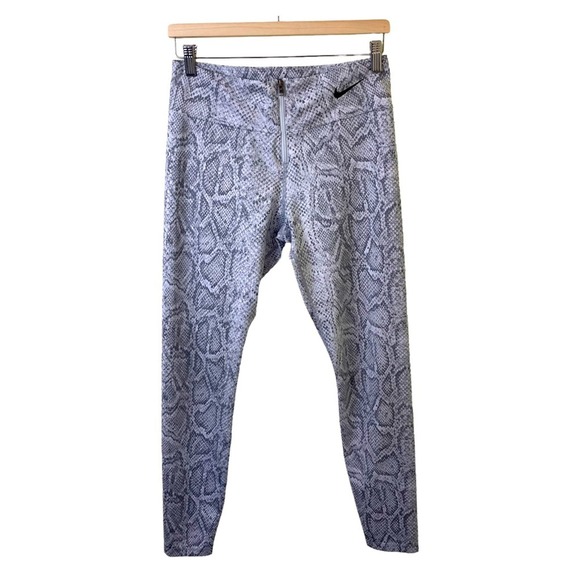 Nike x REVOLVE White Snake Print High Waist Zip Front Leggings SZ Medium - Picture 6 of 15